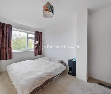 4 bedroom terraced house to rent - Photo 6