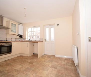2 bedroom terraced house to rent - Photo 5