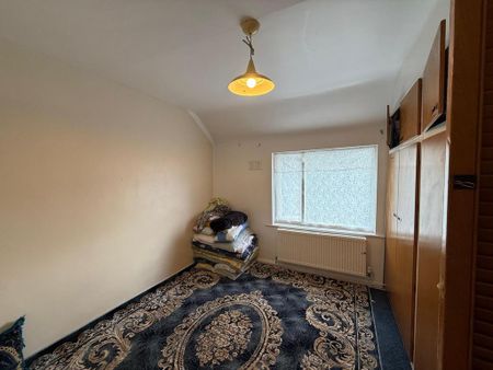 3 bedroom semi-detached house to rent - Photo 2