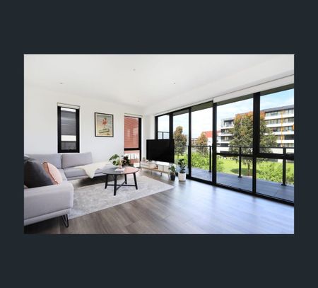 107/90 La Scala Avenue, Maribyrnong, Vic 3032 - Photo 4