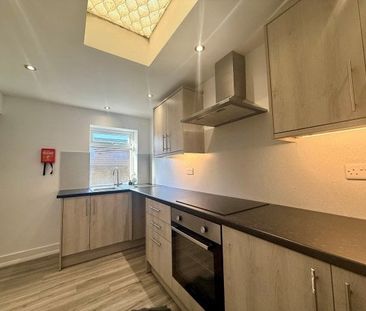 Derby Street, Colne, BB8 - Photo 3