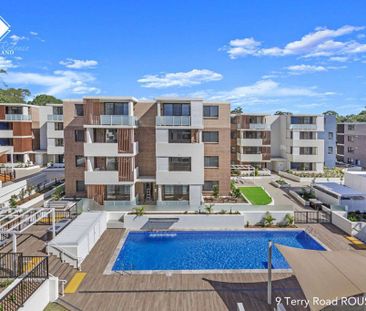 Spacious Two Bedrooms Apartment - Photo 2