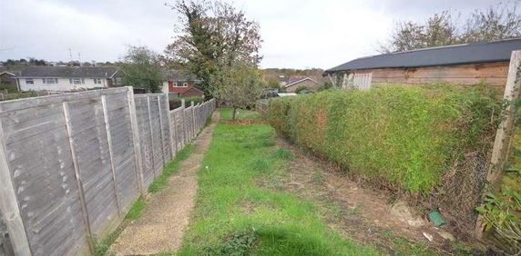 Skitts Hill, Braintree, CM7 - Photo 2