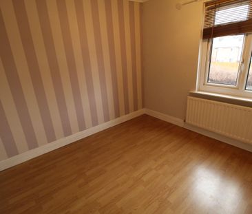 2 Bed Semi-detached house To Rent - Photo 5