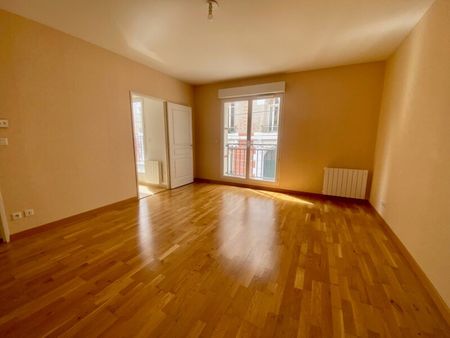 Location Appartement 3 pièces 55m² ORLEANS 45000 - Photo 5