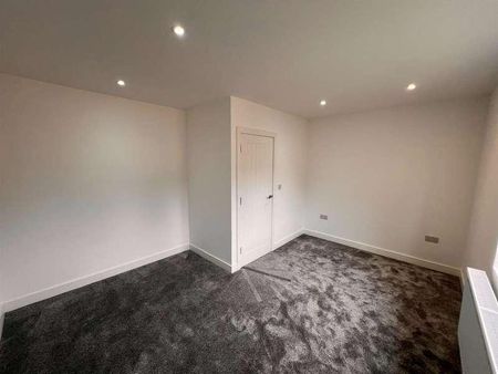 Park Walk, Northampton, NN5 - Photo 2