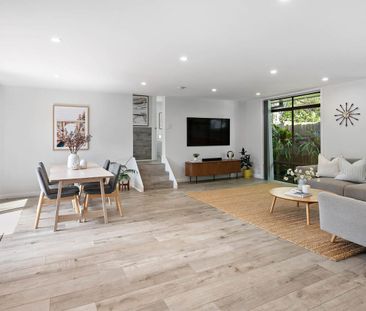 Fabulous Family Home - Photo 2