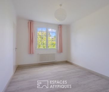 Volume et charme pour cette maison familiale à 15 minutes de Nantes - Photo 3