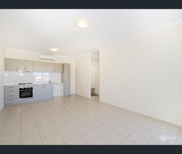 15/38 Lake Street, Rockingham, WA 6168 - Photo 2