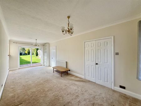 Potmans Lane, Bexhill-On-Sea, TN39 5JL - Photo 3