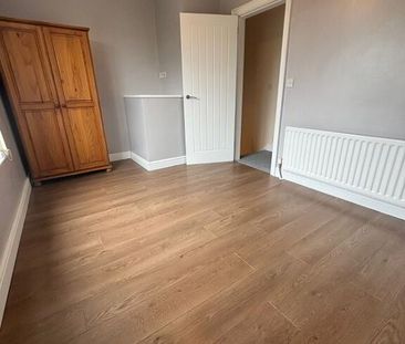 65 Brownlow Terrace, Lurgan, BT67 9AU - Photo 3