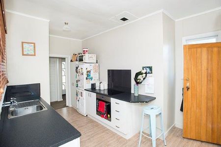 Good Family Living - Photo 4