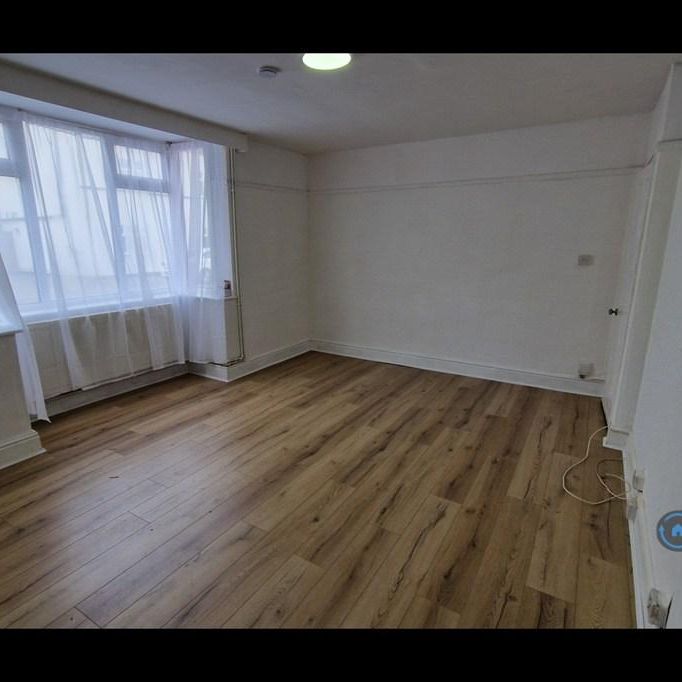 2 bedroom semi-detached house to rent - Photo 1