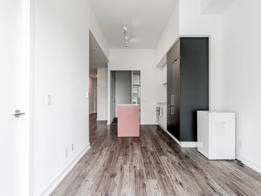 For Lease - 33 Helendale Avenue Unit# 2001, Toronto, Ontario - Photo 1