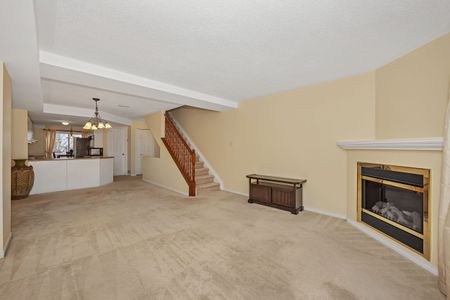 For Lease - 14 Lakepointe Drive Unit# 2, Orleans - Cumberland and Area, Ontario - Photo 2