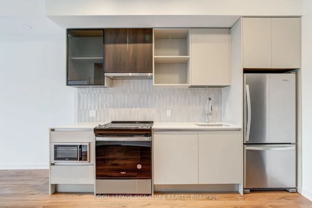 395 Dundas Street W #PH20 - Photo 1