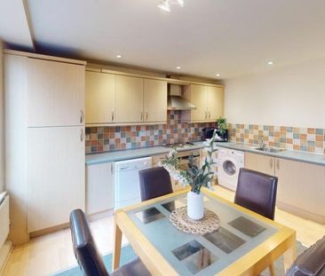 2 bedroom apartment to rent - Photo 6