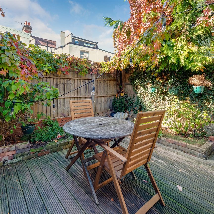 Kenilworth Road, NW6, London - Photo 1