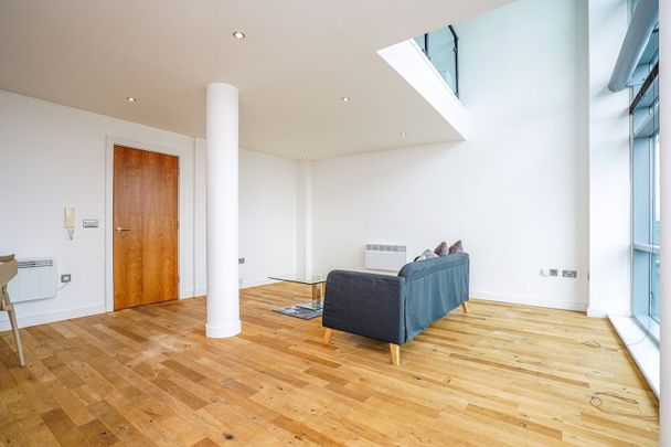 3 Bed Flat, Leeds, LS12 - Photo 1