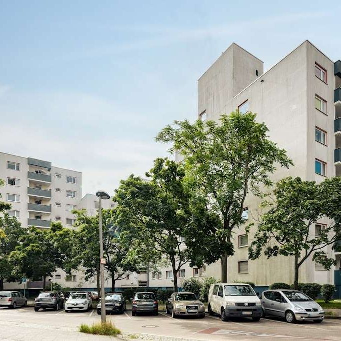 1-Zimmer Wohnung in Staaken zur freien Gestaltung sucht SIE - Balkon &amp; Aufzug - Photo 2