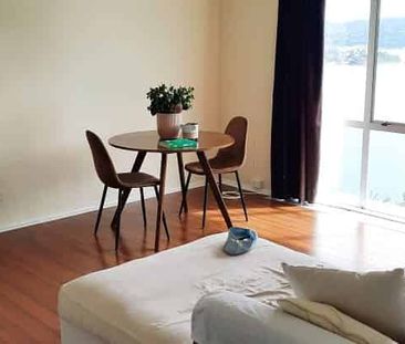 Living with sun and views - Photo 1