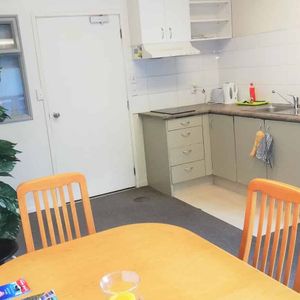 2bedroom apartment (Ground Flr) - Photo 2