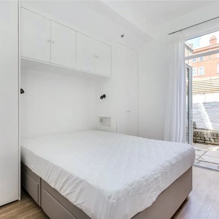 2 bedroom flat in Fulham - Photo 3