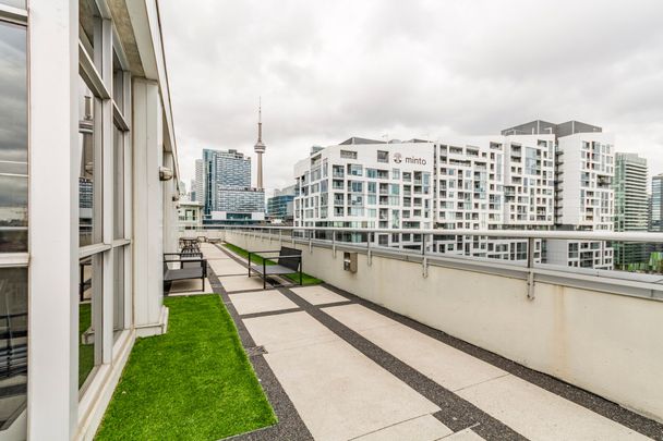 For Lease - 60 Bathurst Street Unit# 811, Toronto, Ontario - Photo 1