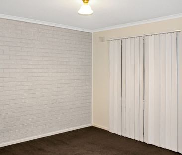 TWO BEDROOM UNIT IN PRIME LOCATION - Photo 3