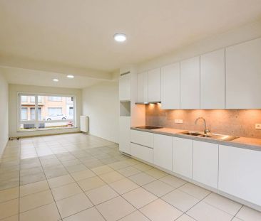 Gelijkvloersappartement met 2 slaapkamers (71 m²) met ruim terras (... - Photo 4