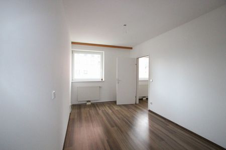 Wienerberg City, 2-Zimmer-Wohnung mit Wellness- / Fitnessbereich, Panoramablick und Concierge-Dienst - Foto 3