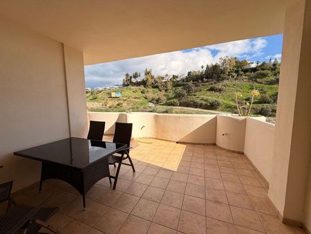 Alquiler de piso en Calle Aries s/n - Photo 2