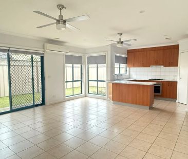 Secluded & Spacious: Your Perfect Courtyard Retreat - Photo 5