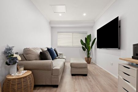 Renovated Family Oasis - Photo 2