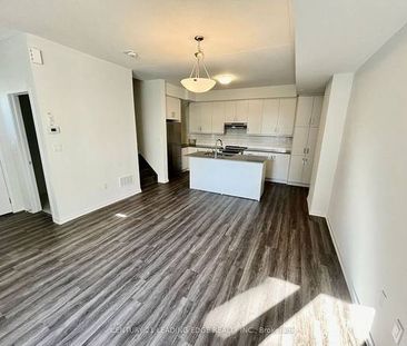 Hwy 7 & Jane Brand New 3Bdrm Twnhouse Modern Open Concept Kitchen - Photo 4