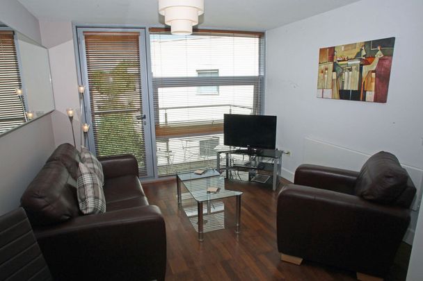 Lime Square - Photo 1