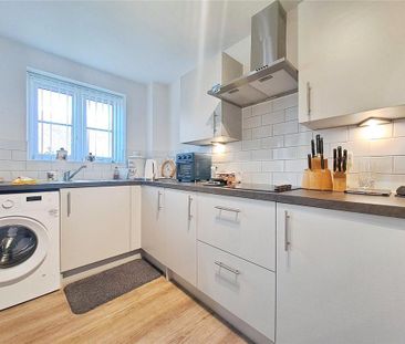 2 bedroom flat to rent - Photo 6