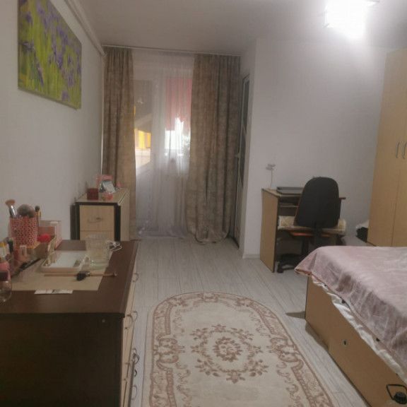 300 euro! Garsoniera Gara Nicolina - Fotografie 1
