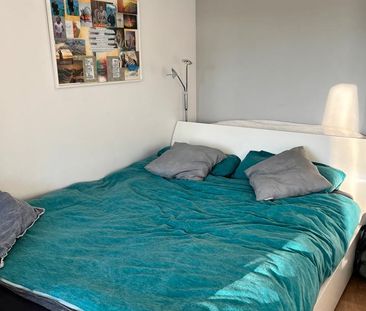 1 Zimmer für eine Max 2 Personen sehr groß in WG - Foto 1