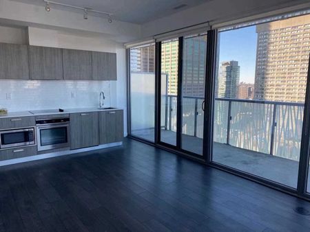 For Lease - 50 Charles Street Unit# 2612, Toronto, Ontario - Photo 2