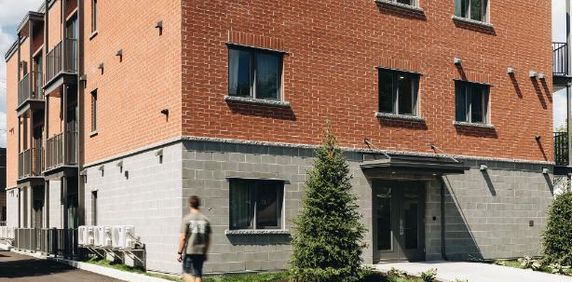 IMMEUBLE NEUF - Électros (5), wifi, a/c, stationnement (1) inclus - 3 1/2 ET 4 1/2 neufs à louer - Saint-Jérôme - Photo 2
