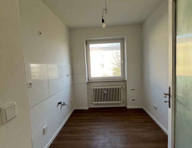 ab 01.04. - Große 3-Zimmer-Wohnung in Kirchseeon-Eglharting - Photo 1