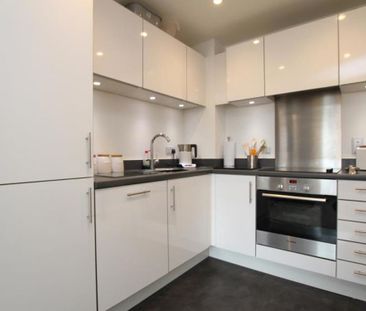 A fantastic Marina location close to all amenities, well proportion... - Photo 1