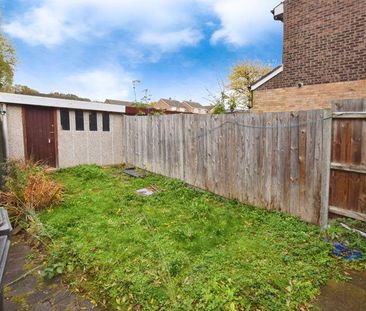 3 bedroom terraced house to rent - Photo 4