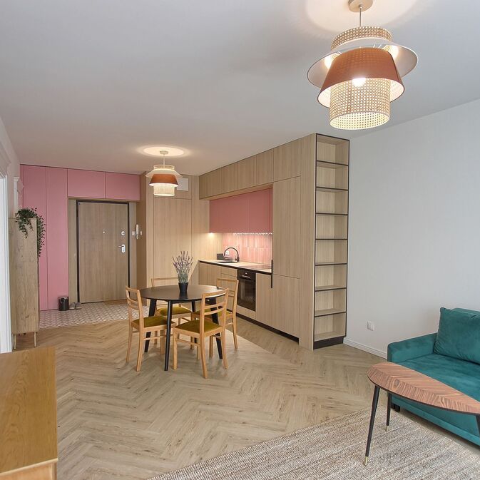 Idealne 2 pokoje z garażem na Starym Mieście - Zdjęcie 1