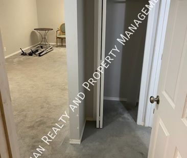 1 Bedroom + Den, 1 Bath Basement Suite - Photo 2