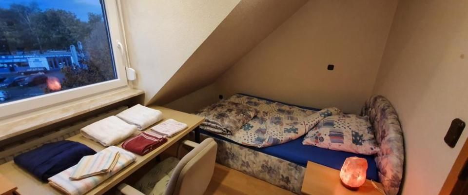 3½ Raum Wohnung in Borbeck, ideal für 2 Personen, kpl möbliert - Photo 1