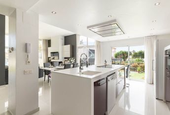 7 bedroom luxury Villa for rent in Castelldefels, Catalonia