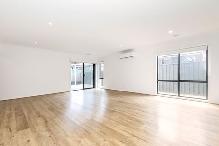 Spacious Family Home with Modern Comforts - Photo 4