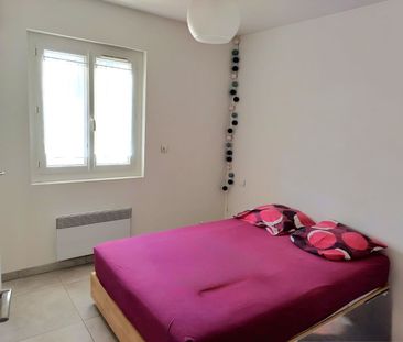 Location Appartement 2 pièces 46m² ROQUEFORT 13830 - Photo 3